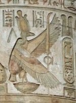 Nekhbet avec le symbole de la métallurgie sacrée du Sulcis